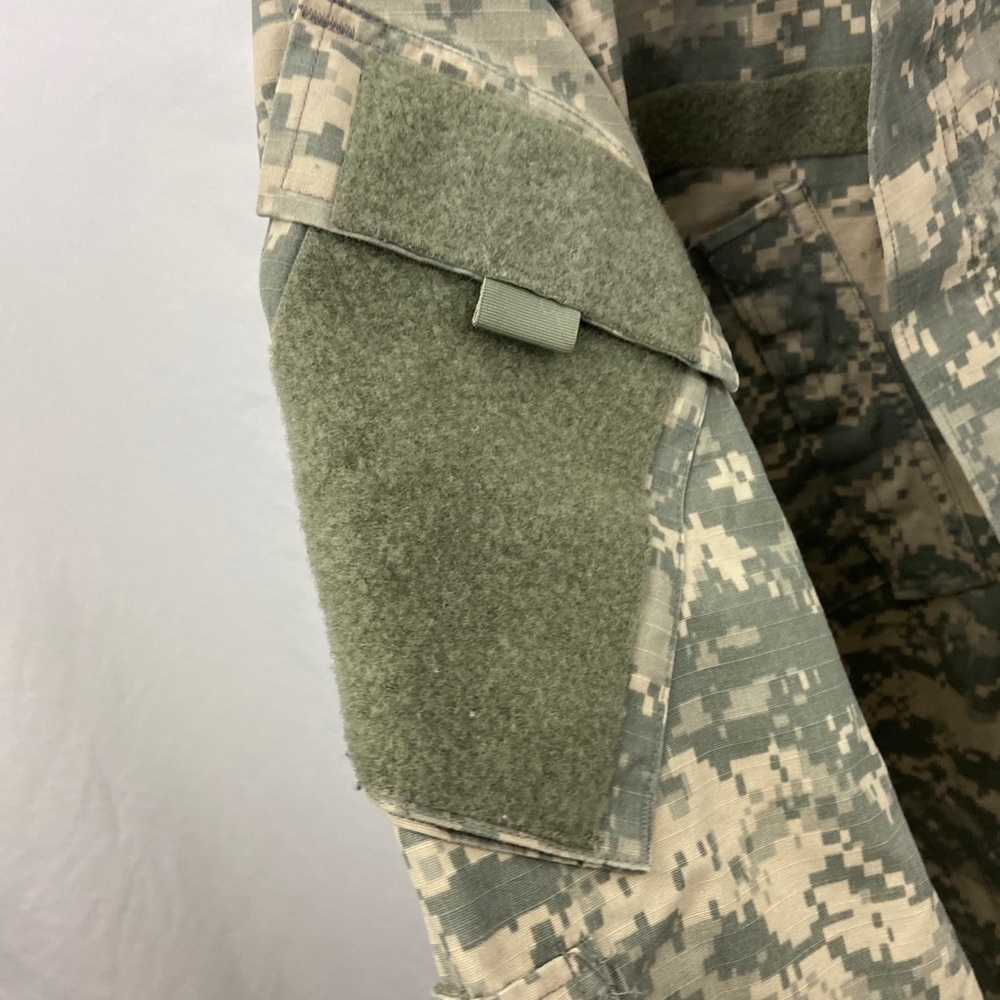 Army Military Digital Camouflage Large Combat Coat - Picture 7 of 13
